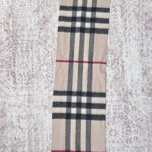 Burberry Beige and Black Checkered Scarf (almost new)